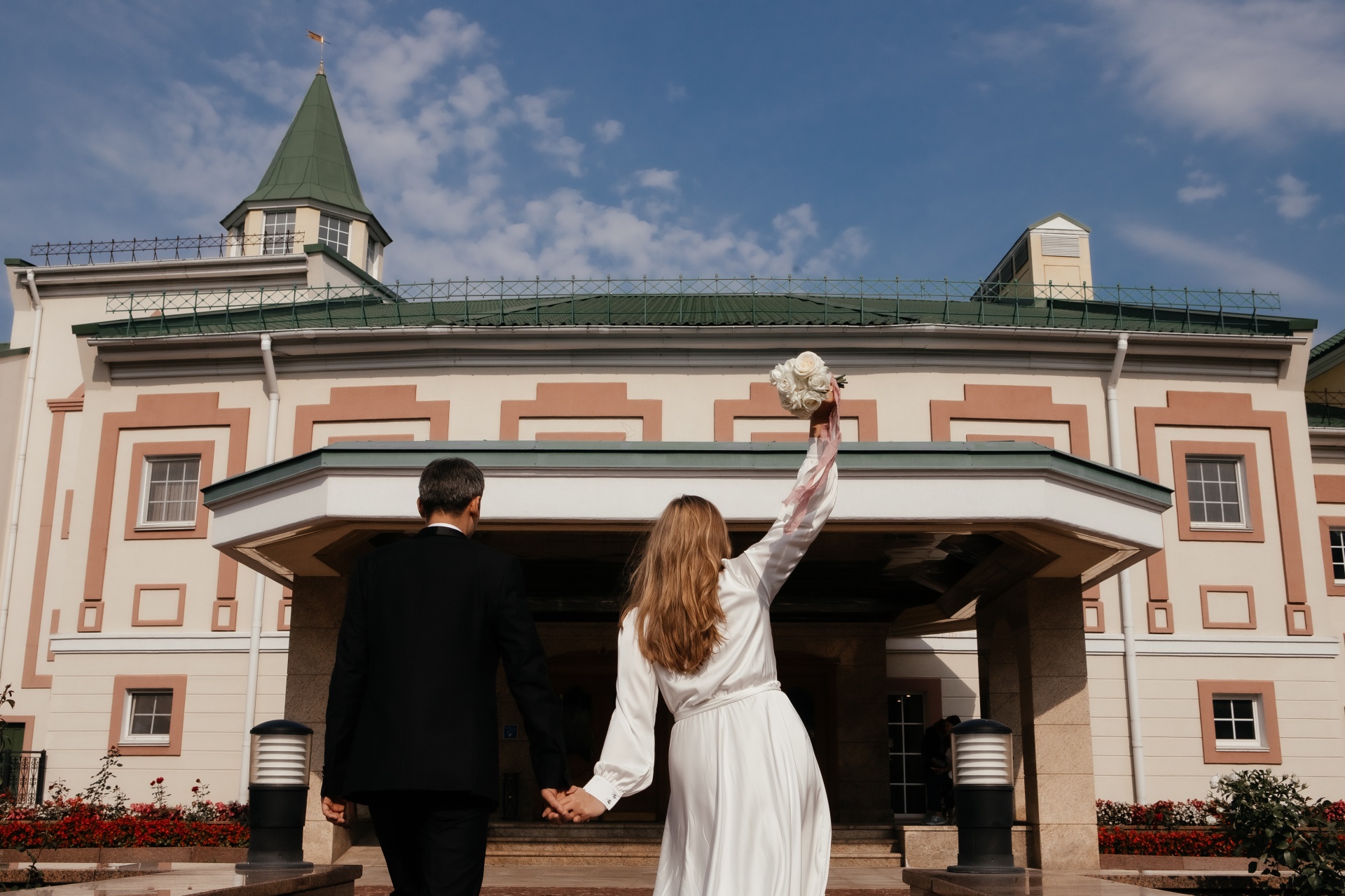 Афиша мероприятия ЗАГС и Свадьба в отеле в парк-отеле "Империал"